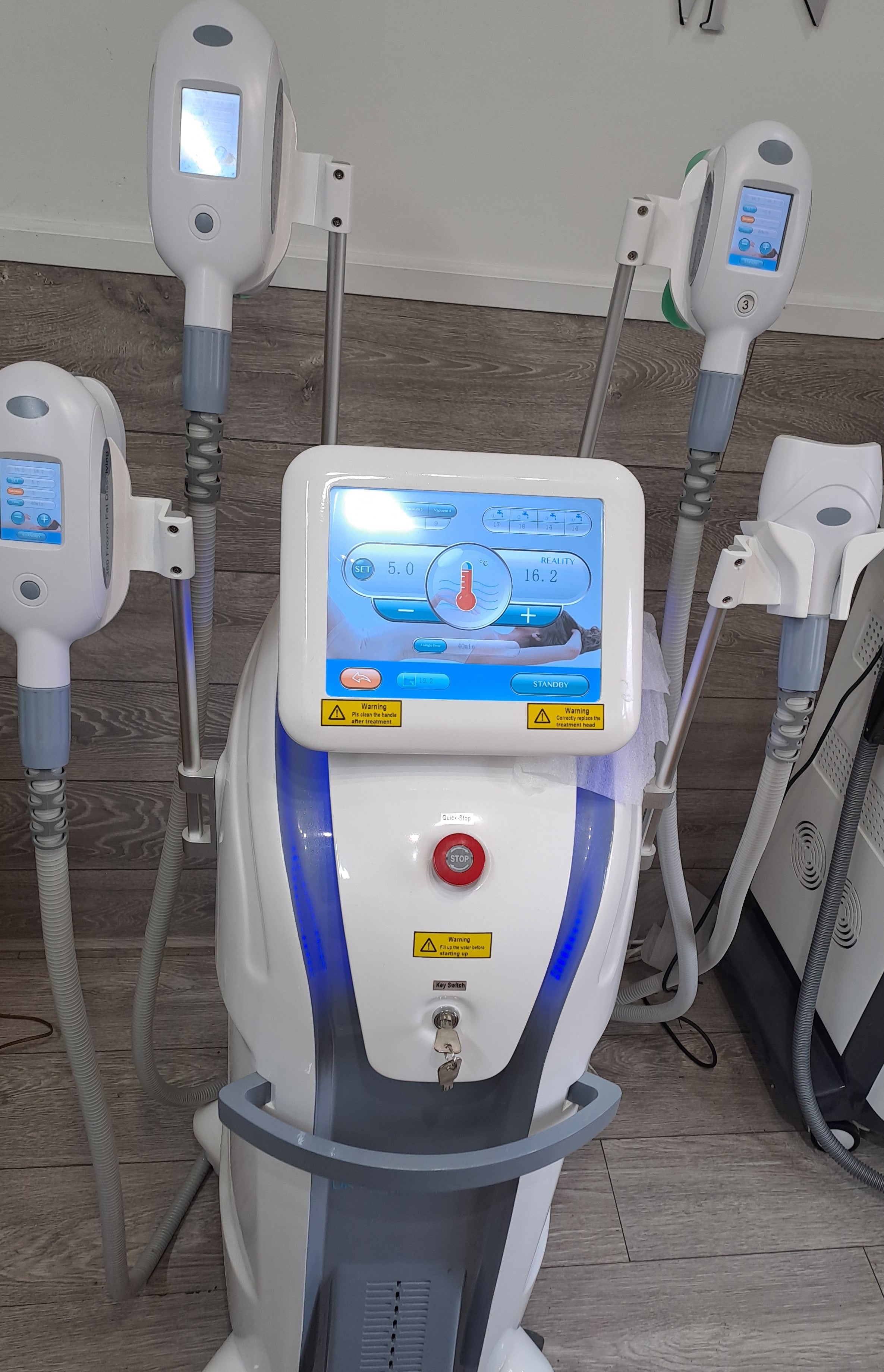 Cryolipolysis HF008