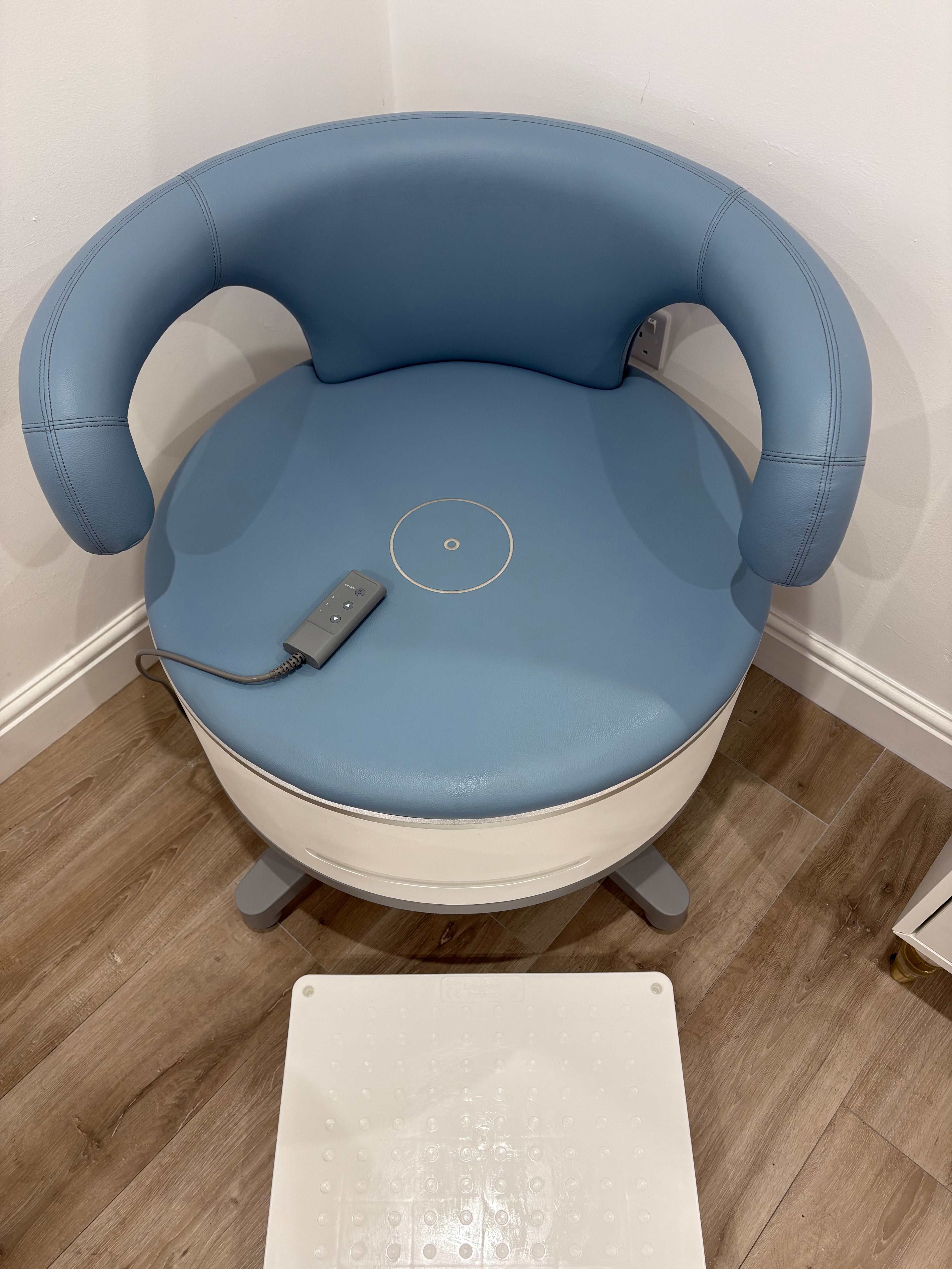 Ultra Tesla Seat medical grade and FDA cleared machine