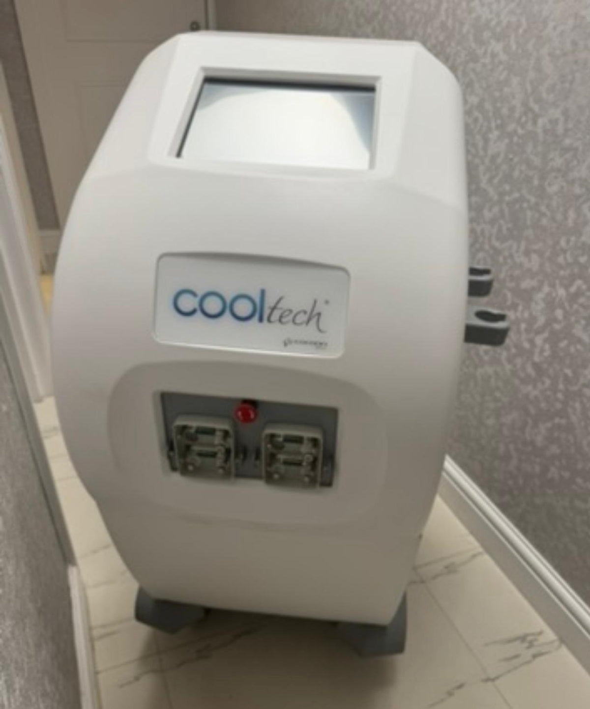 Cocoon Medical Cooltech Cryolipolysis
