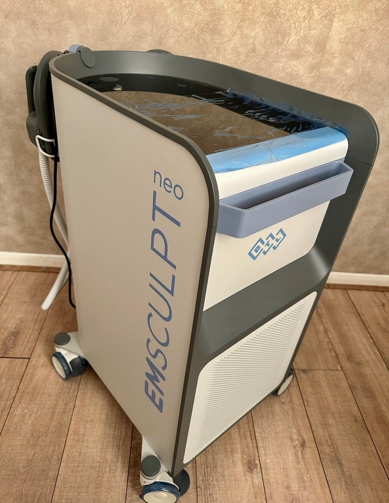 EMSculpt Neo