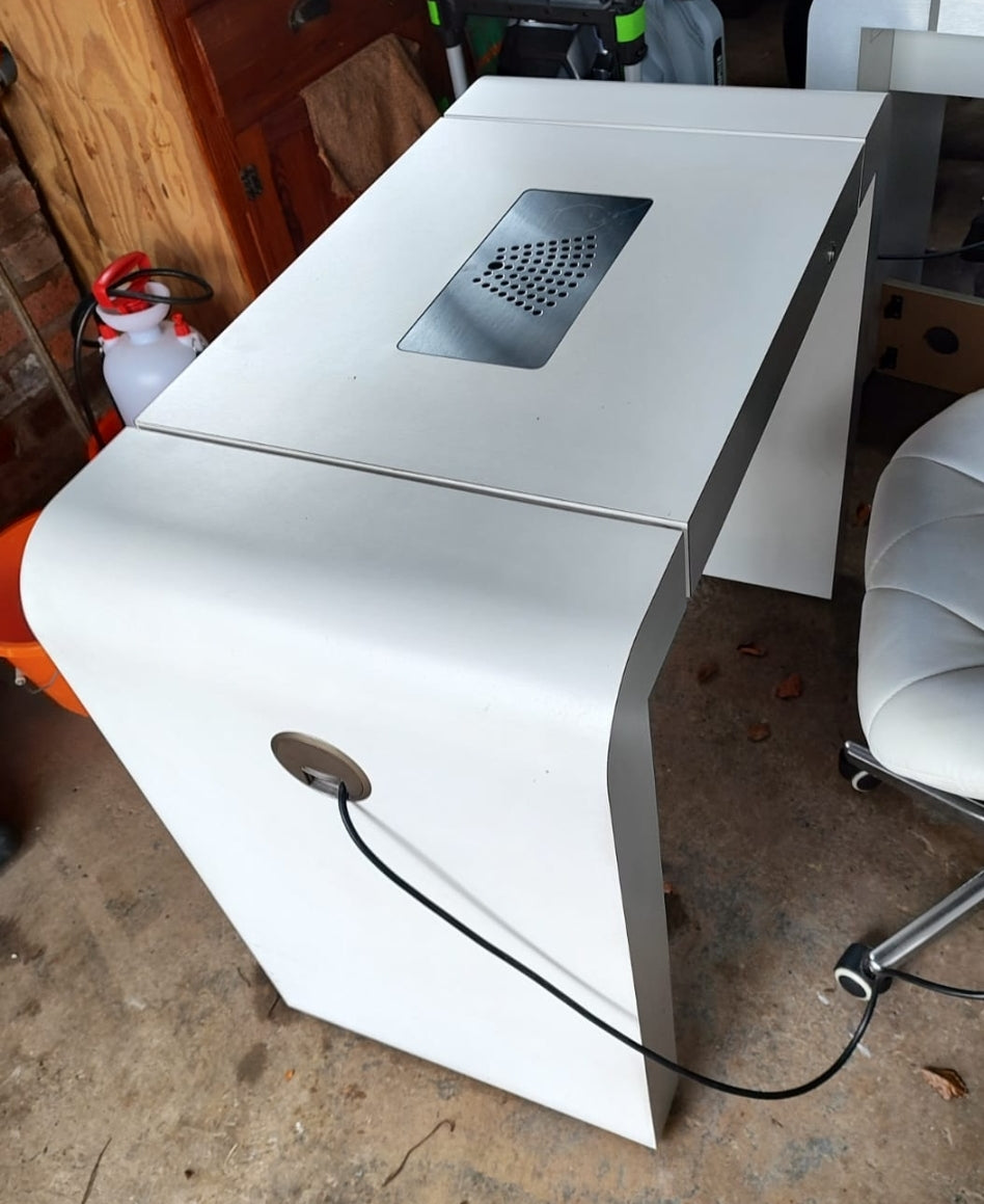 REM single nail technician desk