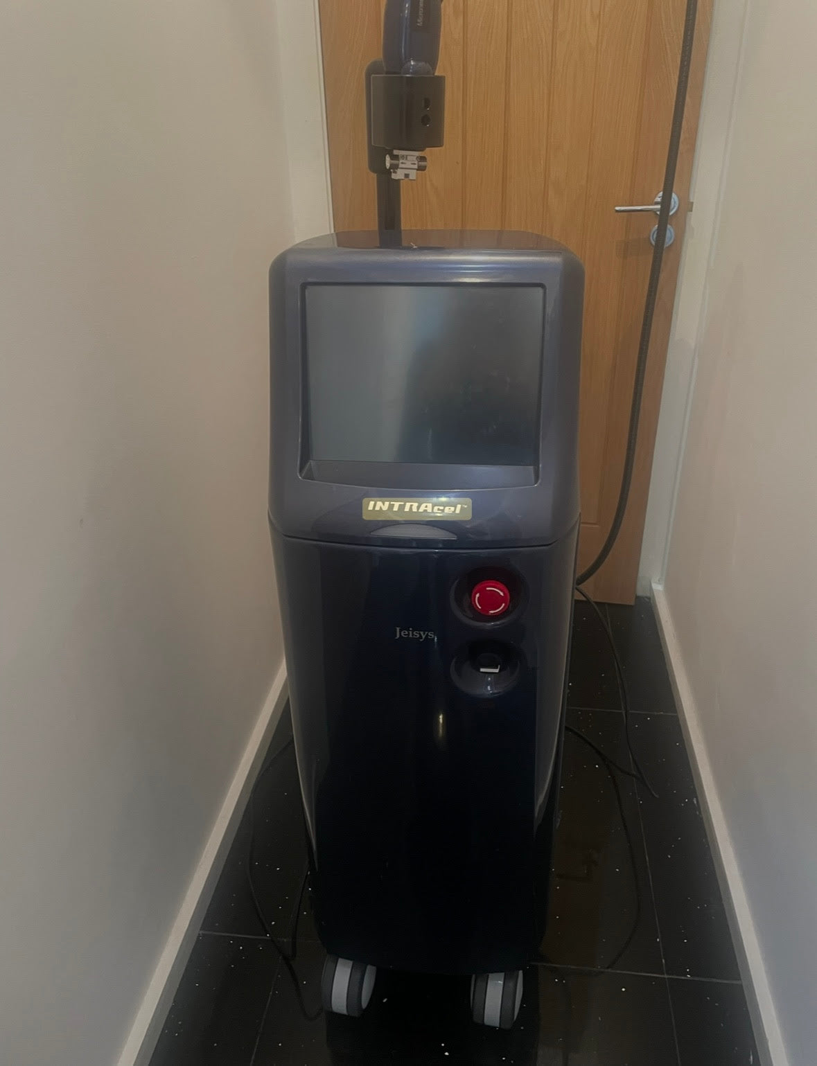 INTRAcel RF Micro needling