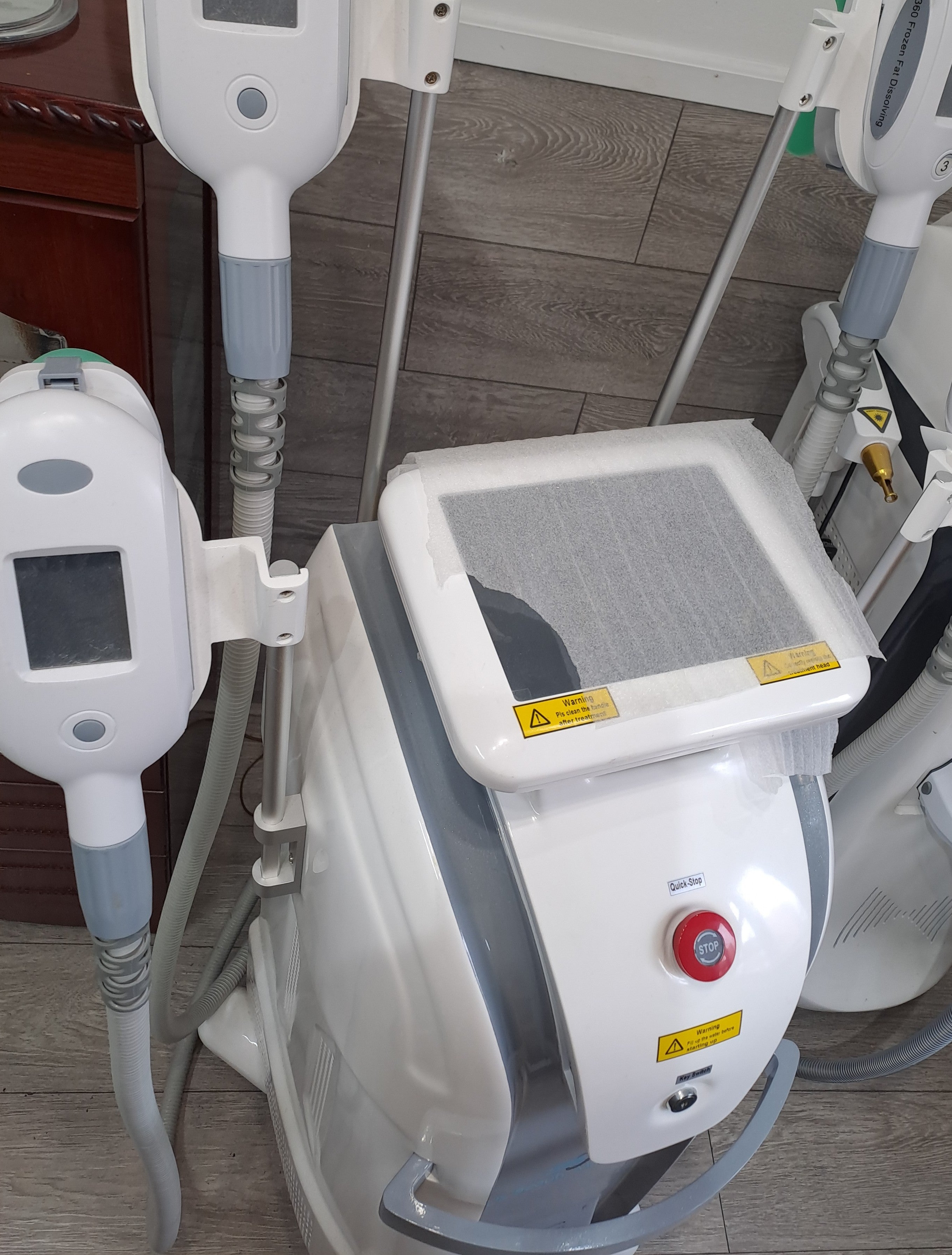 Cryolipolysis HF008