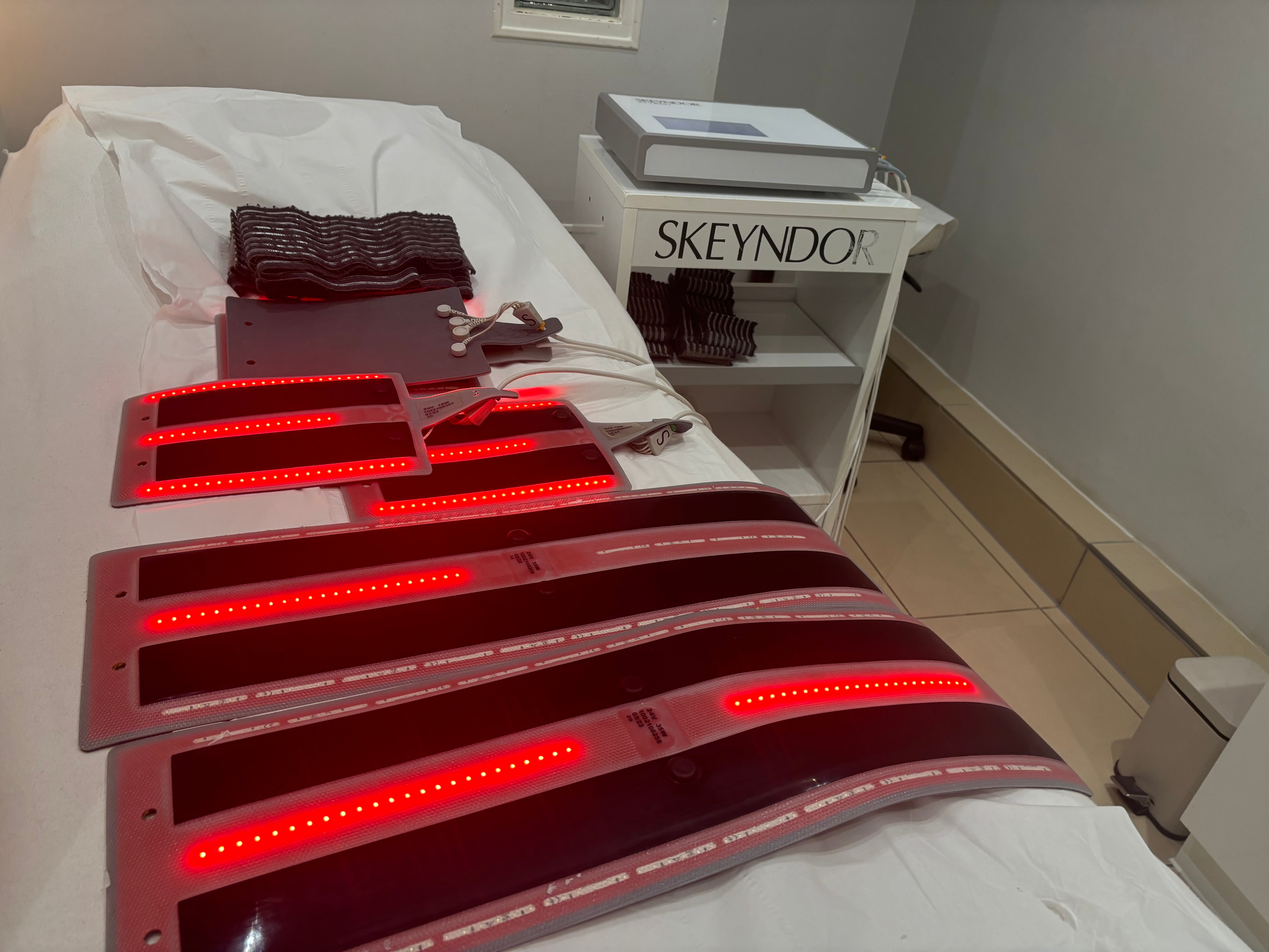 SKEYNDOR SLIMEDRONE BODY CONTOURING MACHINE