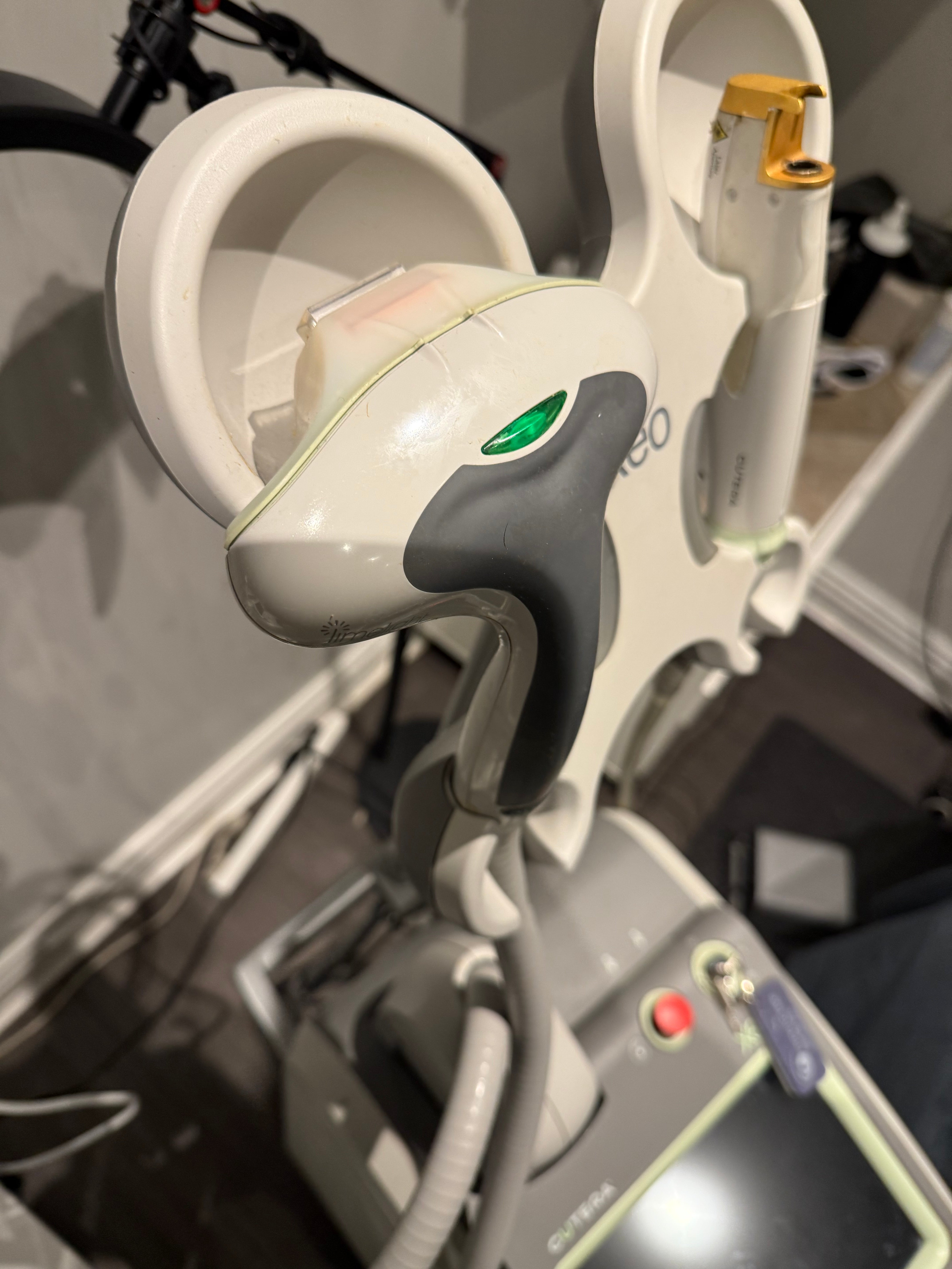 Cutera XEO with IPL and YAG laser